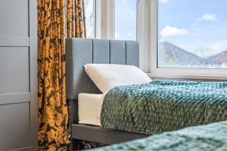 Long-Stay Ready in N14 Modern House, sleeps 8 - 4