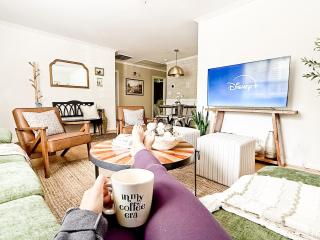 Luxe - Espresso Bar, Duke, Fire Pit, Eco, Bike - 7