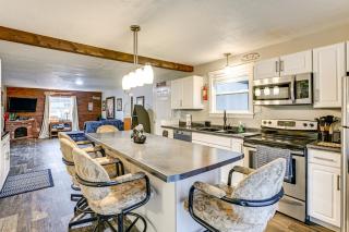 Ride-InandRide-Out Getaway Less Than 1 Mi to Lake Arbutus - 3