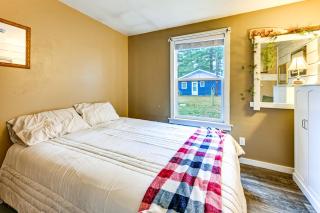 Ride-InandRide-Out Getaway Less Than 1 Mi to Lake Arbutus - 1