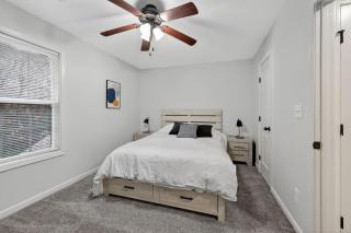 Cozy 2BR getaway with modern comfort - 0