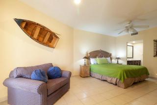 Sonoran Spa W310 - 1