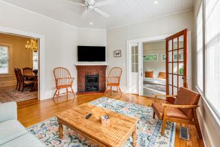 Thomasville Cottage Walk to Historic Downtown! - 4