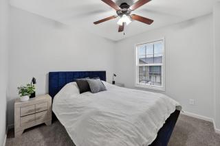 Cozy 2BR getaway with modern comfort - 9