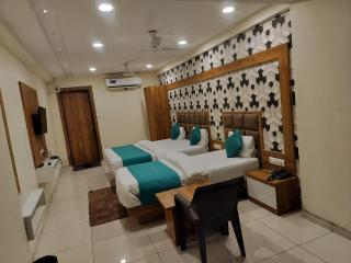 Hotel Krishna Villa - 0