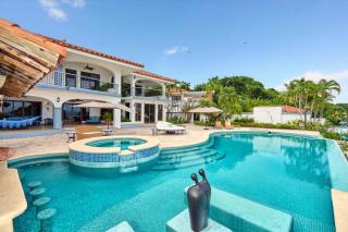 Villa Vita Oceanfront Mansion - 9