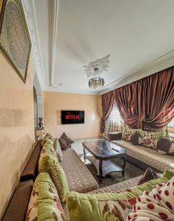 Appartement 3 chambres - 2 Balcons - 2 salles de bain - Wifi - Netflix - 7