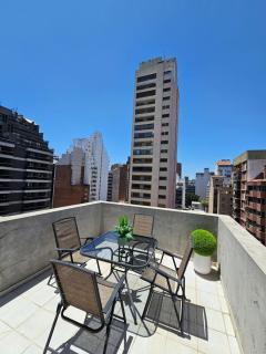 Moderno departamento con terraza privada - 0