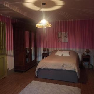 Le presbytère de Bueil - Gite 8 pers - 5 couchages - 2