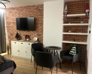 Apartament 8 - 0