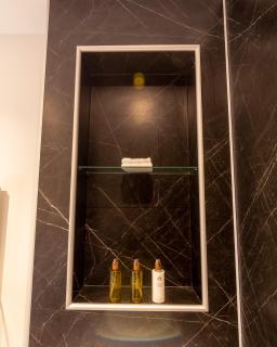 The Jungle - Unique Hot Tub Cabin in Millport - 2