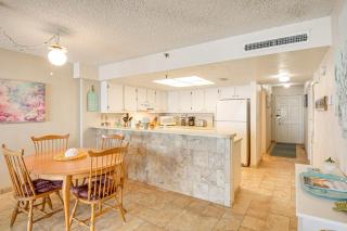 Steps to Shore, Pool Access New Smyrna Beach Gem! - 6