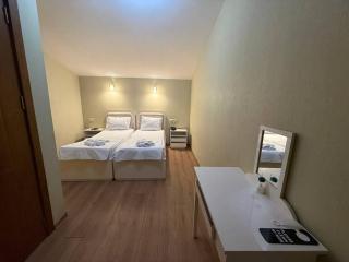 Hotel Royal Harmony - 1