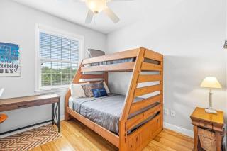 Family Tides in Blue Mountain - 7