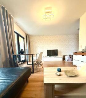 16-Helles 2-Zimmer Apartment -WLAN,große Balkon & kostenfrei parken - 9