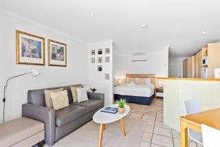 At The Sound Noosa - 8