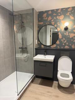 Birmingham luxe Apartments - 7