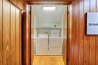 Captain's Quarters on Lafayette - 8