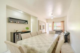 Casa com 04 dormitórios - 4