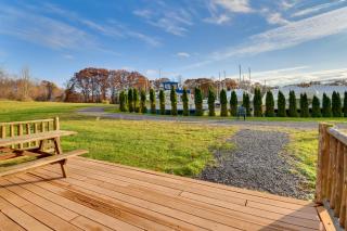 Shared Dock Access at Lakeside Sodus Bay Cabin! - 9