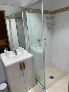 Beautiful Bondi Family Home - 7