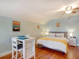 Sundial Inn Unit 3 - 7