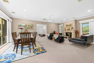 Private Countryside Retreat Near Melbourne Pool Huge Grounds - 3