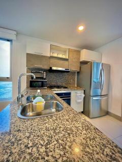 Apartamento de 3 Habitaciones Vista al Mar - 2