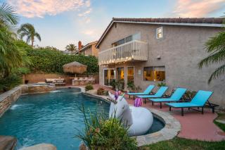 Entire Private Home with 4 Bedrooms and 3 Bathrooms, Pool, Hot Tub, King Bed, Garage, Available Now - 8