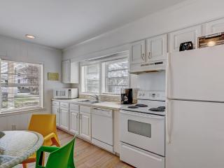 Coops Retreat Unit B - 5