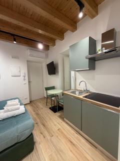 Caminneci Palace Boutique - 2