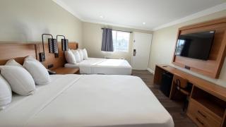 Border Plaza Hotel - 4