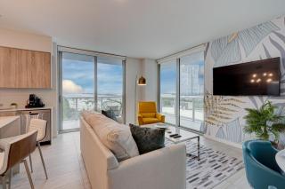 3900-717AS DESIGN DISTRICT, CONDO 2 BEDROOMS & 2 BATHROOMS & BAY - 2