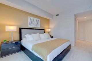 3900-717AS DESIGN DISTRICT, CONDO 2 BEDROOMS & 2 BATHROOMS & BAY - 1