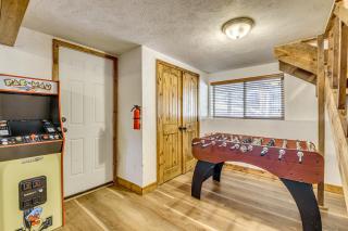 Hot Tub Haven with Game Room and Grill in Ruidoso! - 9