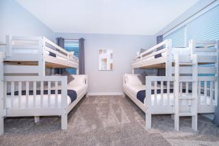 3000EB VILLA 5 BED/5 BA - 2