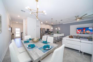 1122LG TOWNHOUSE 4 BEDROOMS & 3 BATHROOMS + POOL - 2