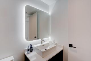 1912AA DOWNTOWN MIAMI STUDIO - 7