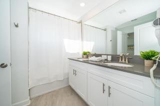 4435LT TOWNHOUSE 4 BEDROOMS & 3 BATHROOMS + POOL - 7