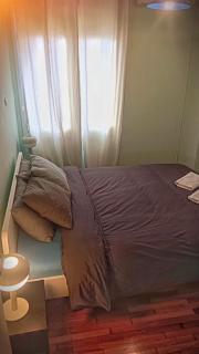 Cosy Plaka flat with view of Acropolis Parthenon - 5