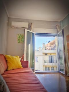 Cosy Plaka flat with view of Acropolis Parthenon - 0