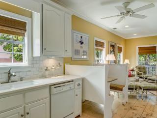 Little Beach Cottage - 6