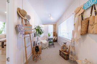 Retreat at Nelson, 2 Hough St - air conditioned, Wi-Fi, Linen and Bed Making - 1