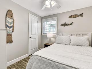 Tracy's Tybee Paradise - 2