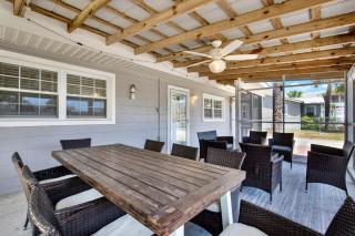 Tracy's Tybee Paradise - 1