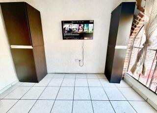 1 cama, Centro Expositor, Los Fuertes, Wifi - 0