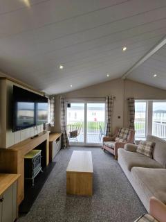 Luxury Lodge at Parkdean Camber Sands Resort - 9