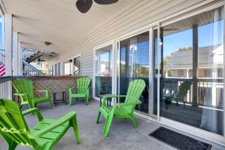 Beach Bum Hideaway - 1