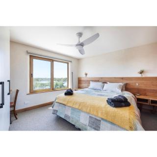 Crater View Boutique Eco Apartment - 3