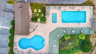 Happy Hour Tybee - 8